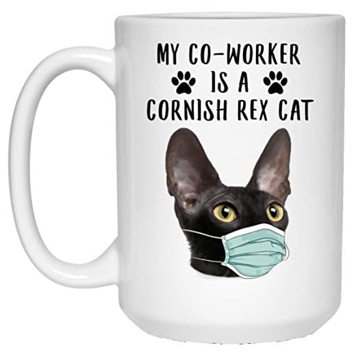 My Quarantine Co-Workers is Cornish Rex katt svart roligt citat vit kaffemugg