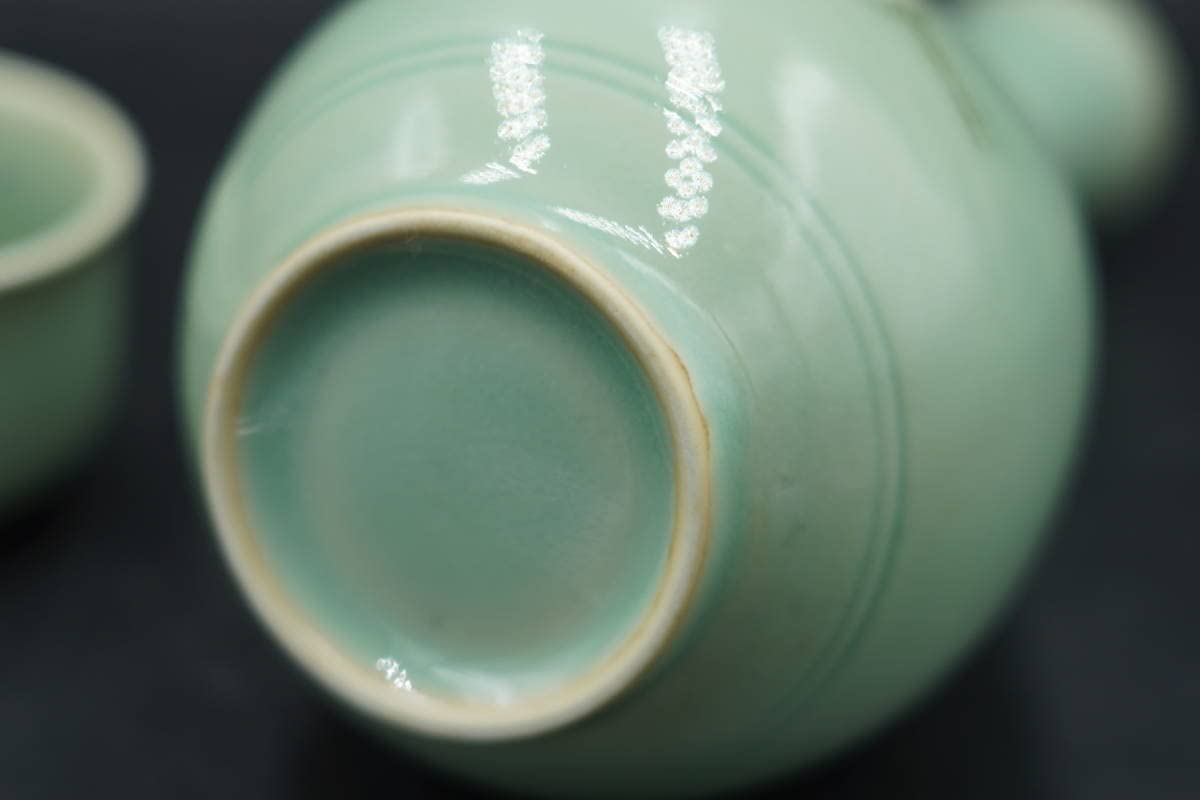 Amazon | 韓国青磁石峰窯 雲飛鶴紋象嵌酒器 古美術品 時代物 古陶磁器 
