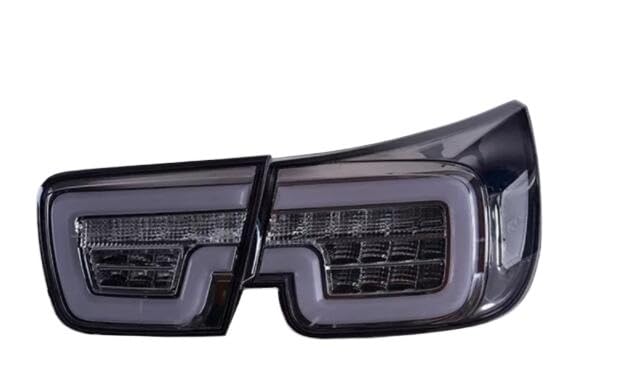 Feu arrière de voiture LED Malibu clignotant dynamique et recul puissant