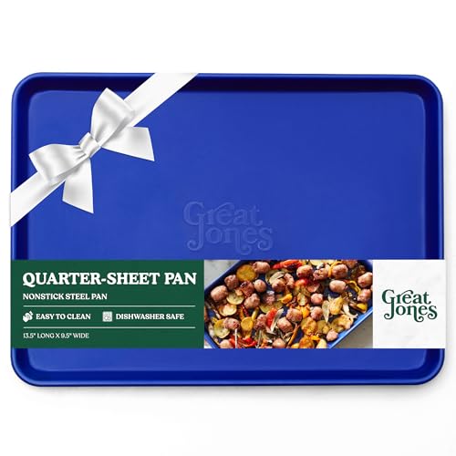 Great Jones Little Sheet Pan (Blueberry) | Poêle antiadhésive en quart de feuille | Acier aluminisé | 34,3 x 24,1 cm | Pour cuire, rôtir et griller | Ustensiles de cuisson de qualité supérieure avec