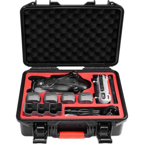 【FACILE DA USARE E PORTARE】 La custodia rigida impermeabile del Mavic 4 Pro è dotata di una robusta e solida maniglia per il trasporto, che si solleva senza sforzo e in modo comodo, mentre il design della maniglia di trasporto in morbido silicone riduce efficacemente la pressione sulle mani. Il design a doppia fibbia e doppia chiusura garantisce una maggiore sicurezza della custodia