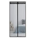 Automatischer Verschluss - Die Magnete garantieren das Schließen des Moskitonetzes nach dem Passieren.