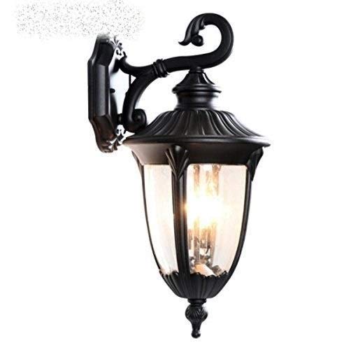 Lumière murale pour sécuriser un escalier extérieur et éclairer le jardin