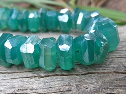 Onyx vert perles nuggets facettées LKBEADS | Pierres chunky 13x6mm idéales pour enfilage facile