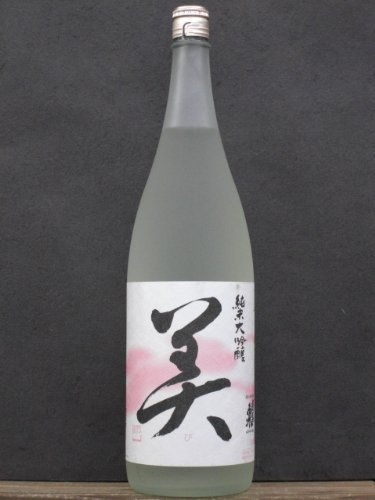 Amazon.co.jp: 蓬莱泉 美 純米大吟醸 1800ml 化粧箱入り 関谷醸造 