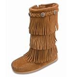 Les couches de frange s'étendent du genou à la cheville dans cette botte zeste pour enfants.