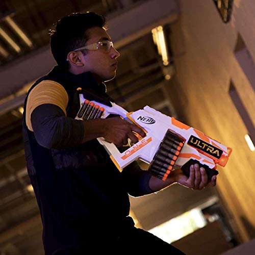 Hasbro E6596Eu4 Nerf Ultra One Motorized Blaster – Weiterentwickeltes Design, Trommelmagazin Mit Hoher Kapazität, 25 Nerf Ultra Darts Mit Der Höchsten Reichweite Aller Zeiten
