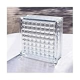 Insonorisation : Conçues avec des propriétés d'amortissement du bruit, ces briques de verre créent des barrières d'isolation acoustique efficaces, idéales pour les cloisons de bureau ou les environnements urbains nécessitant des zones calmes