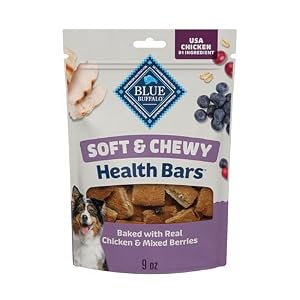 Blue Buffalo Soft & Chewy Health Bars, Baked with Real Chicken & Mixed Berries, Natural Dog Treats Enhanced with Vitamins and Minerals, 9 oz. Bag