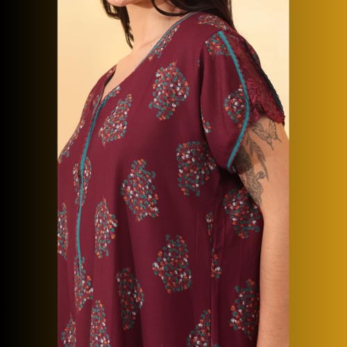 Image of Women's Alpine Botanical Leaves Print Maxi Nightgown with Pocket