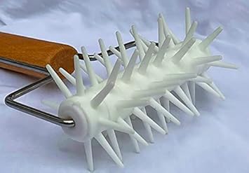 JULU Sales Wooden Handle Stainless Steel Pizza Pie Pastry Dough Docker Roller Prevents Dough from Blistering