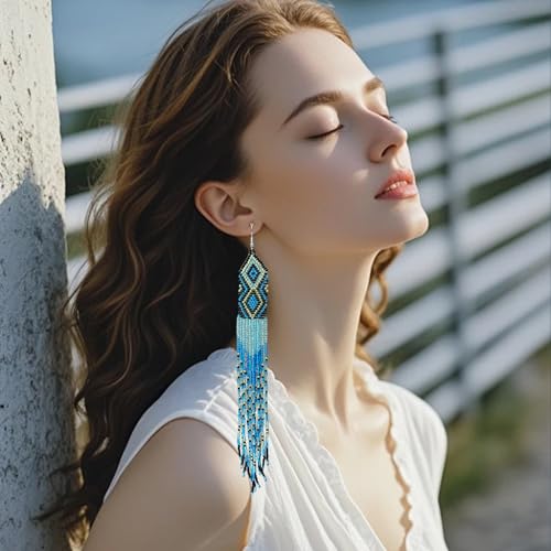 Black and Gold Tassel Earrings, A Beautiful and Sophisticated Accessory for Women, Ideal for Day or Night3