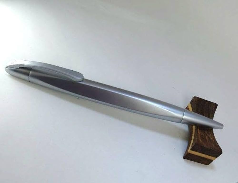 希少 ペリカン ボールペン(ルイジコラーニ No.1似) Amazon | ペリカン ボールペン ルイジコラーニ No.1似 サイズ約