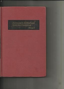 Hardcover Advances in Optical and Electron Microscopy, Vol. 8 Book