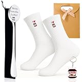 Scinzene 5 Stück Socken Geschenk set, Schokoaufstrich-Stickerei Soceken, Löffel für nutellas, Schlüsselanhänger und Beutel, Personalisierte Baumwollsocken, Geburtstagsgeschenk für Damen Herren