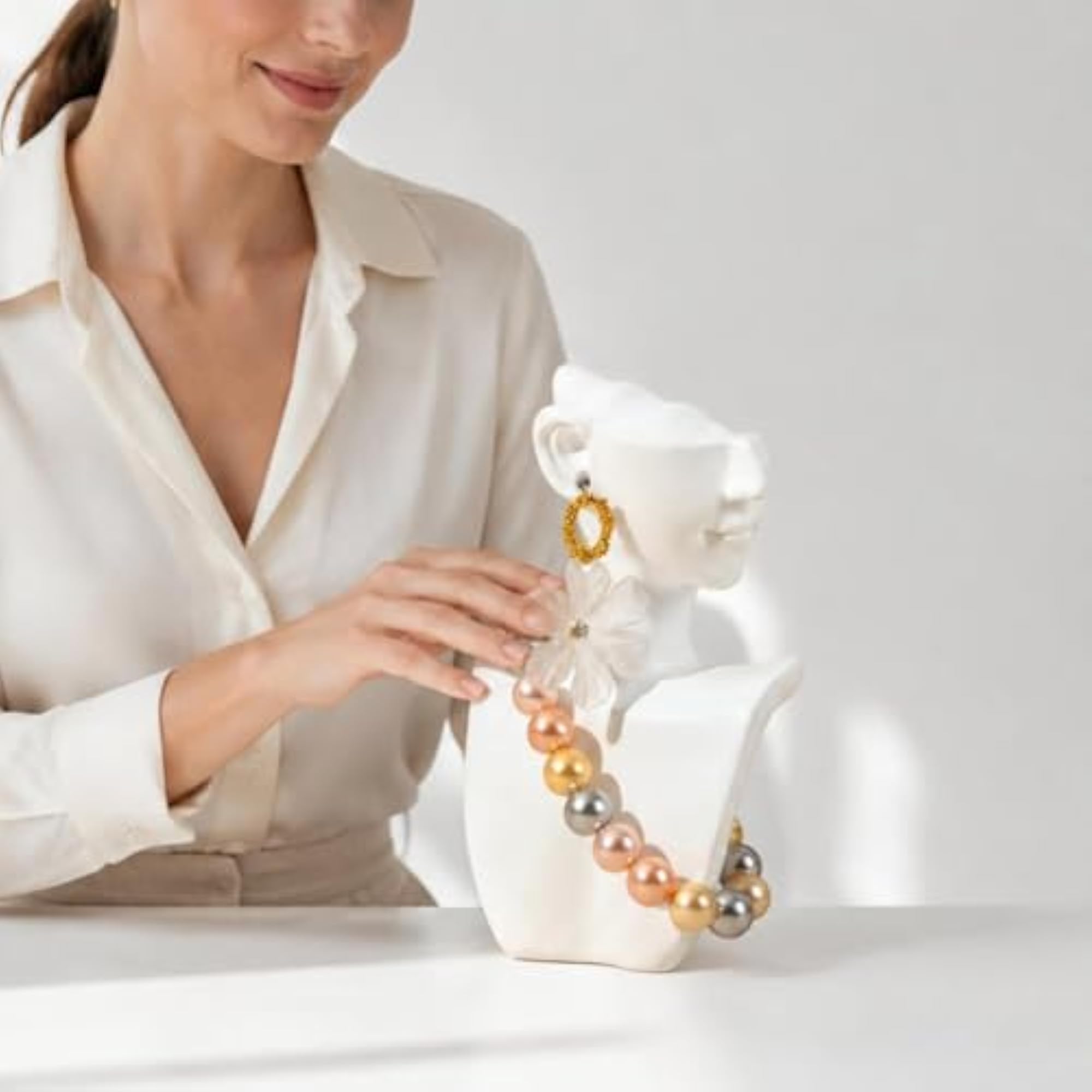 3 PCS White Resin Bust Display Stand
