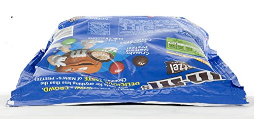 M&M's Pretzel Chocolate Candy 30-Ounce Bag