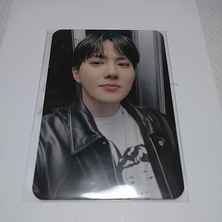 Amazon.co.jp: EXO スホ SUHO Grey Suit mu-mo トレカ PHOTOBOOK Ver