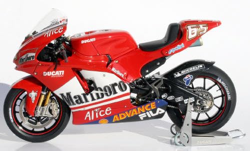 Amazon.co.jp: Tamiya Ducati Desmosedici : Hobbies
