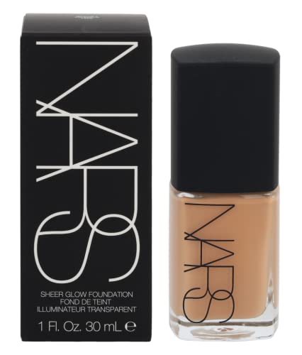 Nars Sheer Glow Foundation - Vienna 4856