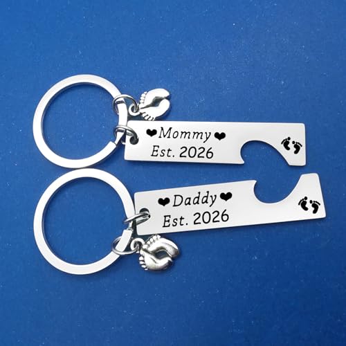 Dabihu Pregnancy Announcement Gifts Mommy and Daddy Est 2022 Keychain Set New Parents Gift Mom to be Gift Parents to be Keyrings First Time Dad Gifts New Mom Jewelry, Silver, S
