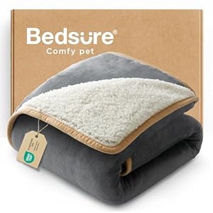 Bedsure Waterproof Dog Blankets for Small Dogs – Small Cat Blanket Washable for Couch Protection, Sherpa Fleece Puppy Blanket, Soft Plush Reversible Throw Furniture Protector, 25″X35″, Grey
