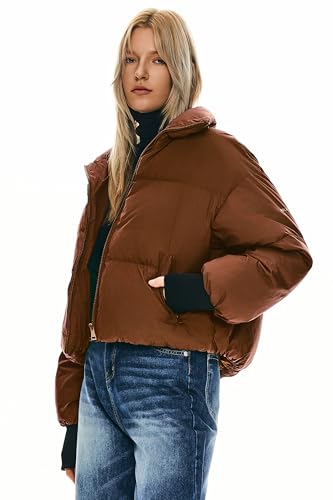 Orolay Women's Winter Oversized Cropped Puffer Jacket Zip Up Short Down Coat Stand Collar Baggy Overcoat3