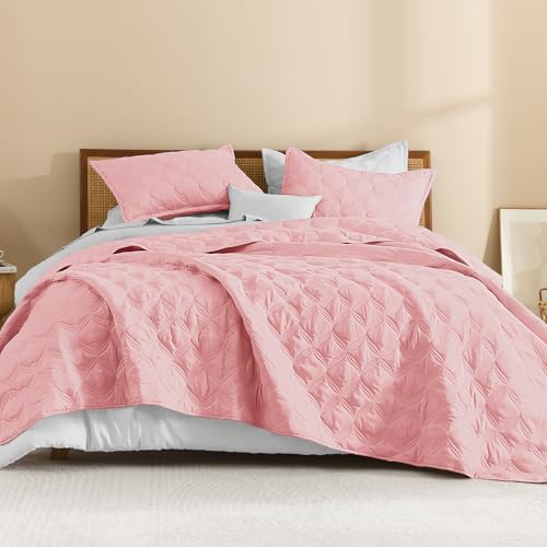 Image of Litanika King Size Quilt Bedding Set, Bright Pink Summer Lightweight Soft Comforter Bedspreads & Coverlets, Boho Farmhouse Bedding Cover Bed Decor All Season, 3 Pieces (1 Quilt, 2 Pillowcases)
