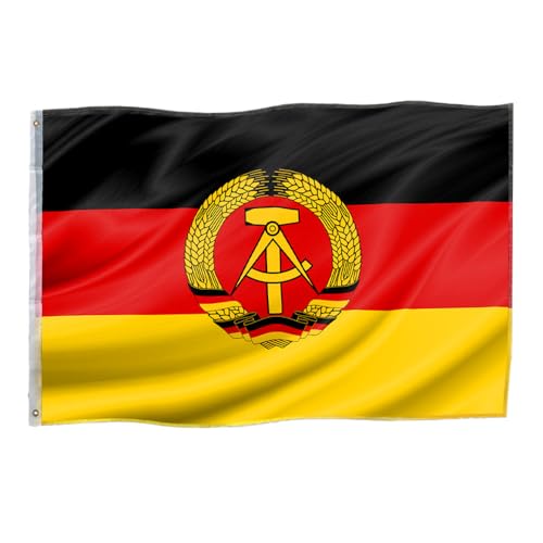 Murago - DDR Fahne ca. 150x90cm mit Metallösen - Hiss Flagge 90 x 150 cm groß wetterfest Deutschland Fanartikel