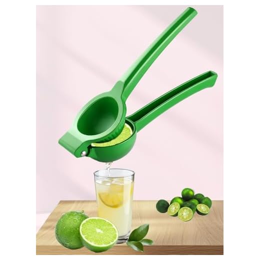 Lemon Squeezer, 7.8 inch Aluminum Alloy Manual Juicer for Lemon with Non-Slip Handle, Kitchen Tool, Green