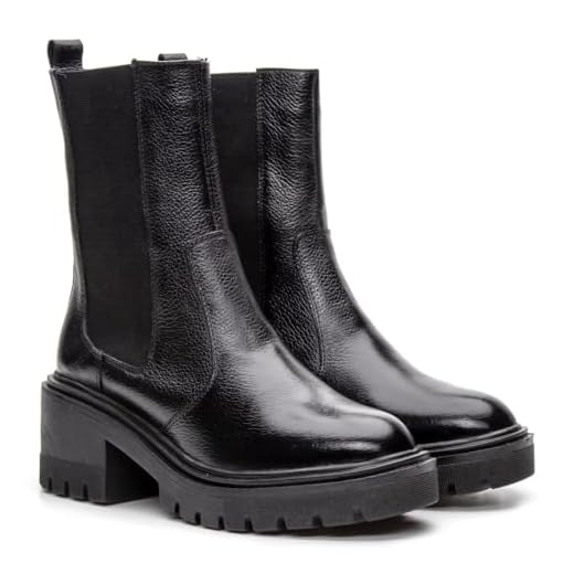 Bota Coturno Feminino Sola Tratorada Com Cano Médio Elásticos Laterais