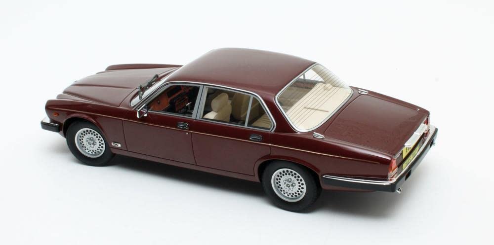 ジャガー XJ6 SIII グリーン 1/18スケール Cult製 ミニカー 楽天市場】【予約】2025年発売予定JAGUAR XJ SIII 1979年モデル