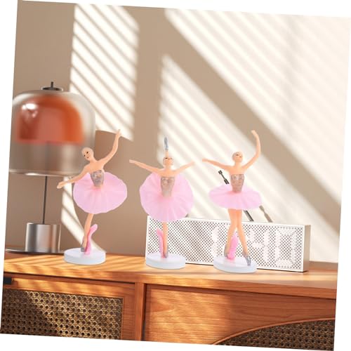 Figurines décoratives de danseuse pour sublimer le tableau de bord de voiture