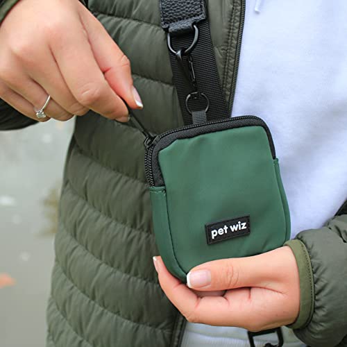 pet wiz Hundetasche mit abnehmbarem und verstellbarem Riemen und passender Leckerli-Tasche, Grün