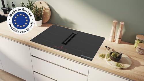 Bild 1 - Bosch PVQ811H26E, Serie 6, Smartes Induktionskochfeld mit Dunstabzug 80 cm, Rahmenlos aufliegend, PerfectFry Plus Bratsensor, AutoOn-Funktion, Combi Zone, Einfache Bedienung mit DirectSelect
