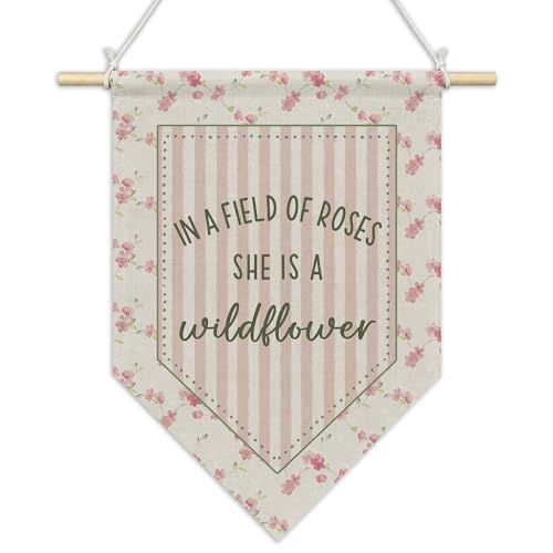 Drapeau floral rose pour chambre bébé : déco bohème et douce