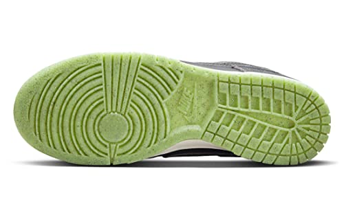 Image of Nike Sb Dunk Low Medicom Toy - Be@Rbrick Mens Cz5127 001 - Size