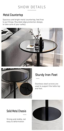 Table de bistrot compacte en métal pour aménager les balcons et petits salons