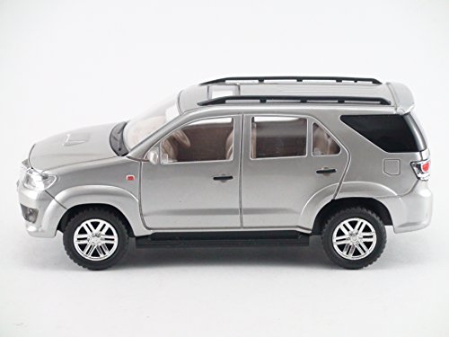 Image of Centy Toys Kids Fortuner Figure (150 /60 /60 Mm, Silver)