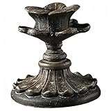 Bougeoir rustique - élégance - semble élégant et sous la lueur des bougies vacillantes.