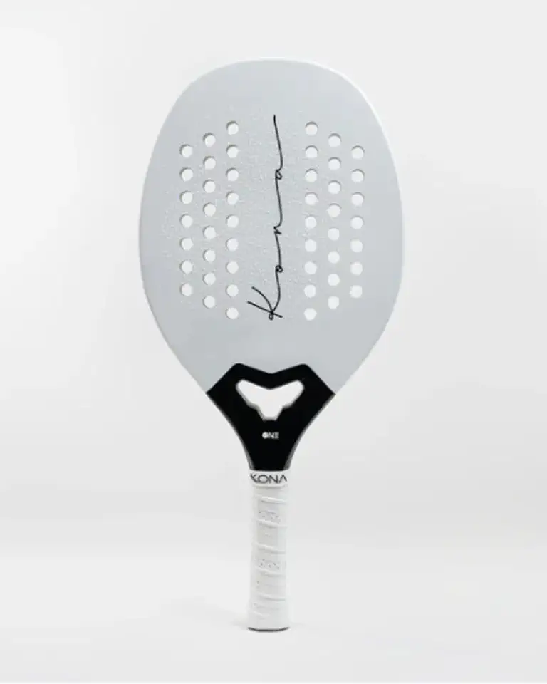 Raquete de Beach Tennis One Silver 2026 | FACE NO CARBONO 3K