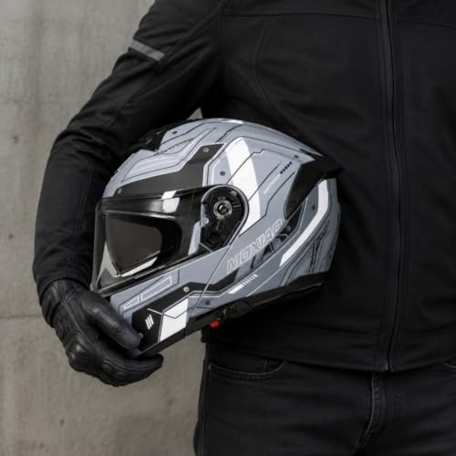 Casco modular abatible para ciclistas con rutas bajo el sol 2