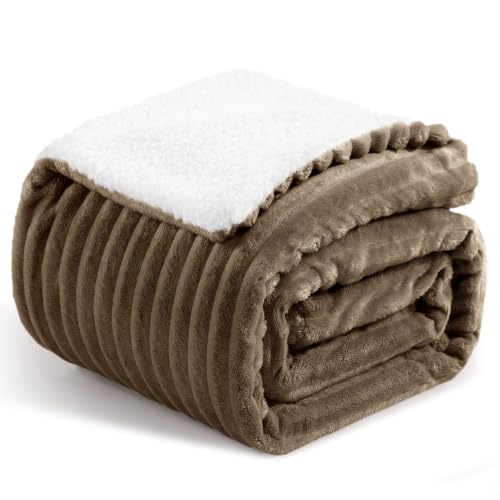Aisbo Kuscheldecke Flauschig Decke Braun - Dicke Cord Sherpa Decke Warm 130x150 cm als Sofadecke Couchdecke… – Ansicht 1