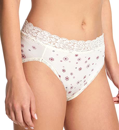 Slip femme Vanity Fair en coton stretch et dentelle flatteuse