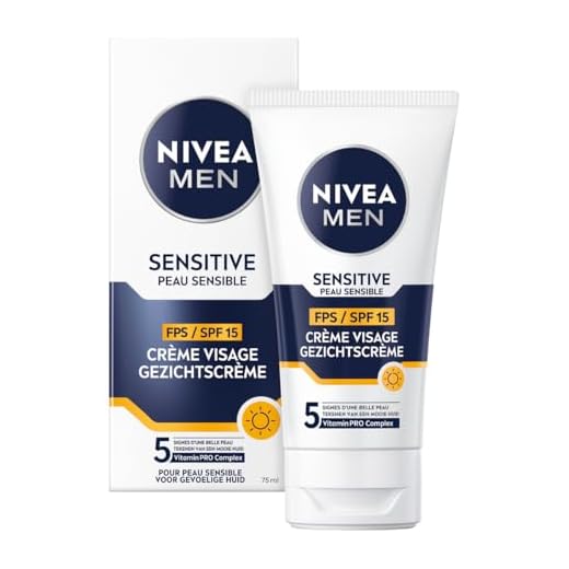 NIVEA MEN Sensitive Gezichtscrème - Dagcrème - Moisturizer- Gezichtsverzorging - SPF 15 - Gevoelige huid - Met kamille en vitamine E - 75 ml