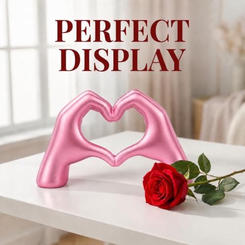 Escultura de manos en forma de corazón rosado perlado miniatura 4
