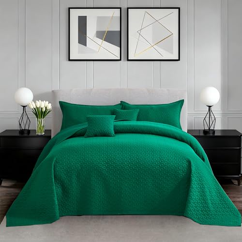 Image of Oversized King Bedspread 128x120 Extra Wide, Diamond Geometric Quilt Set King /Cal King, Lightweight Reversible Coverlet, Straight Edge - Rich Contemporary Look, 5 Piece, Green