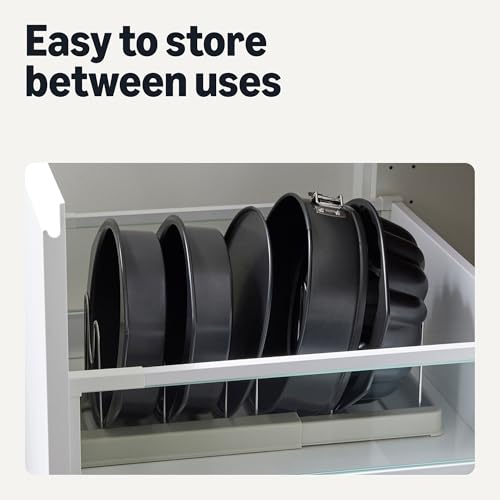 Image of Amazon Basics Nonstick Carbon Steel Fluted Cake Pan, Dishwasher and Oven-Safe, 10 inch, Black