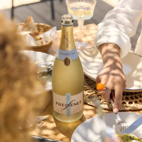 Freixenet Alkoholfrei 0,0 % vol. (1 x 0,75 l) - alkoholfreie und kalorienreduzierte Alternative zu Sekt, Cava und Champagner (Low-Calorie und vegan)