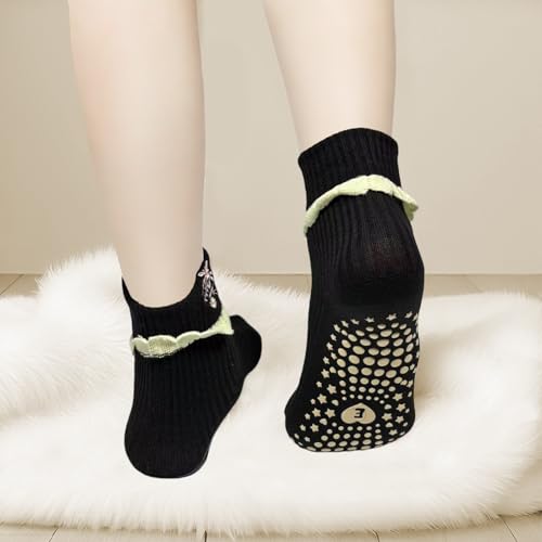 Image of Cute Polka Dot Yoga Socks for Women - 3 Pairs Non Slip Grip Pilates Barre Socks, Cozy Crew Style, US Size 5-9